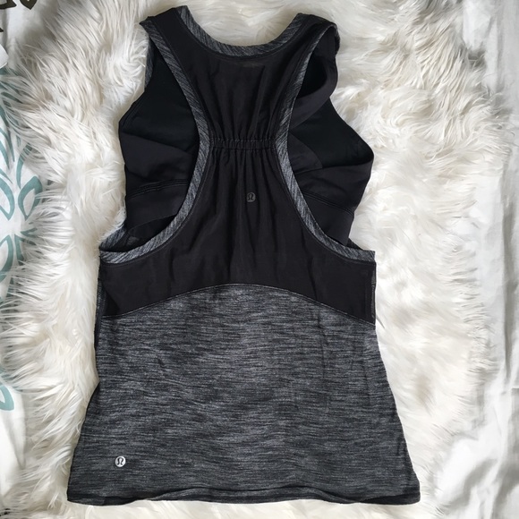 Lululemon top with built in bra - Picture 2 of 8